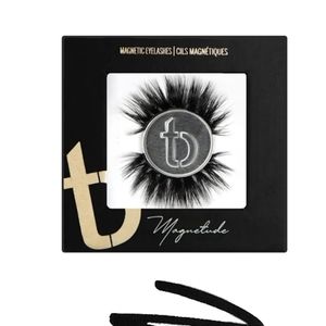 Lashes (magnetic) Style: Wild
